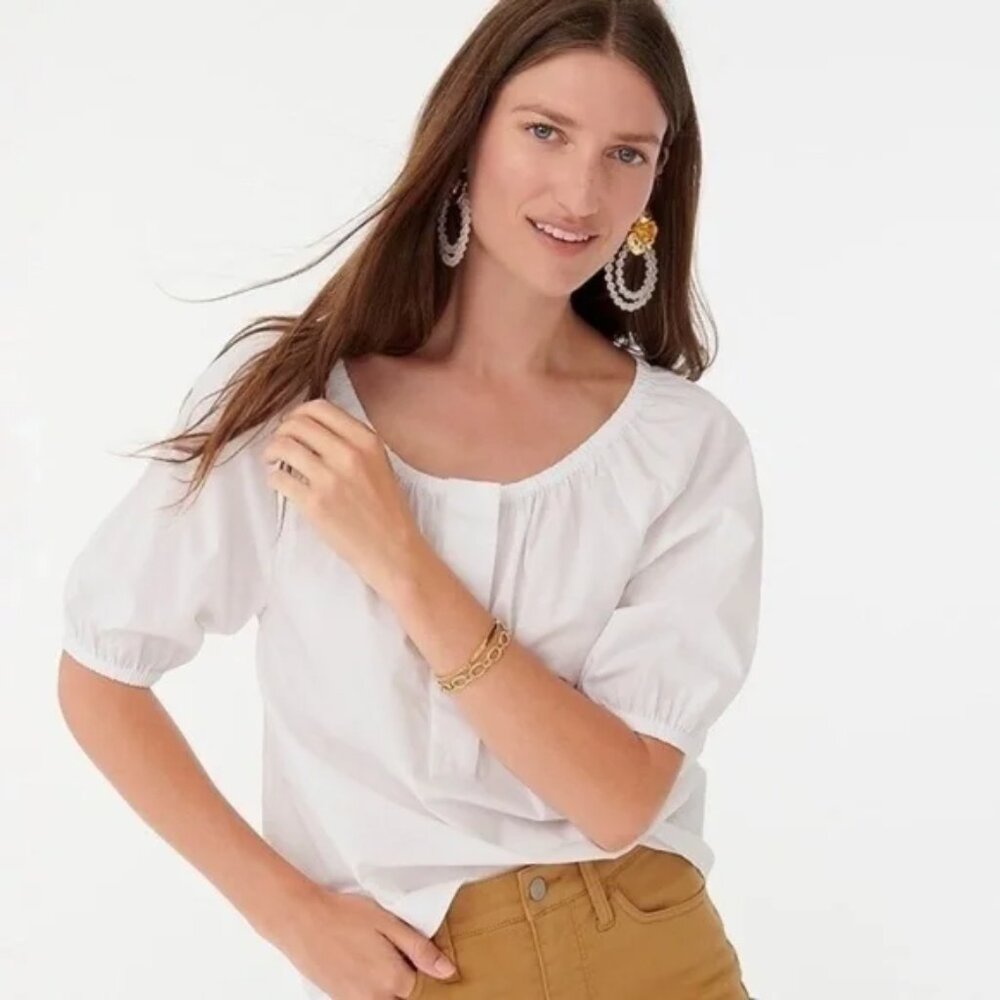 Swingy scoopneck top in cotton poplin